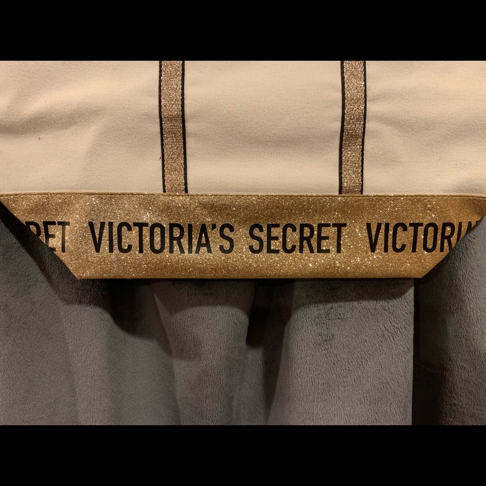 NWT Victoria Secret Glitter Tote - Picture 2 of 8